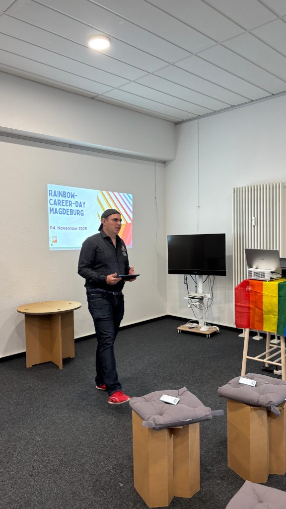 10fdf732 d8ed 48b2 8f19 b18836595b67