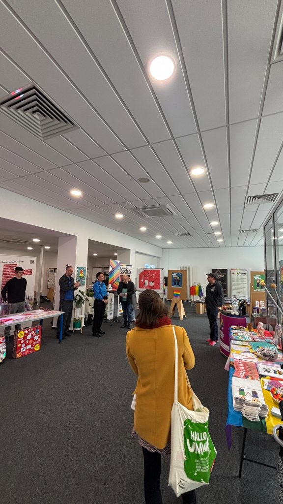 9d51f0e1 a384 4b4d 8ca6 390a3cf0038f